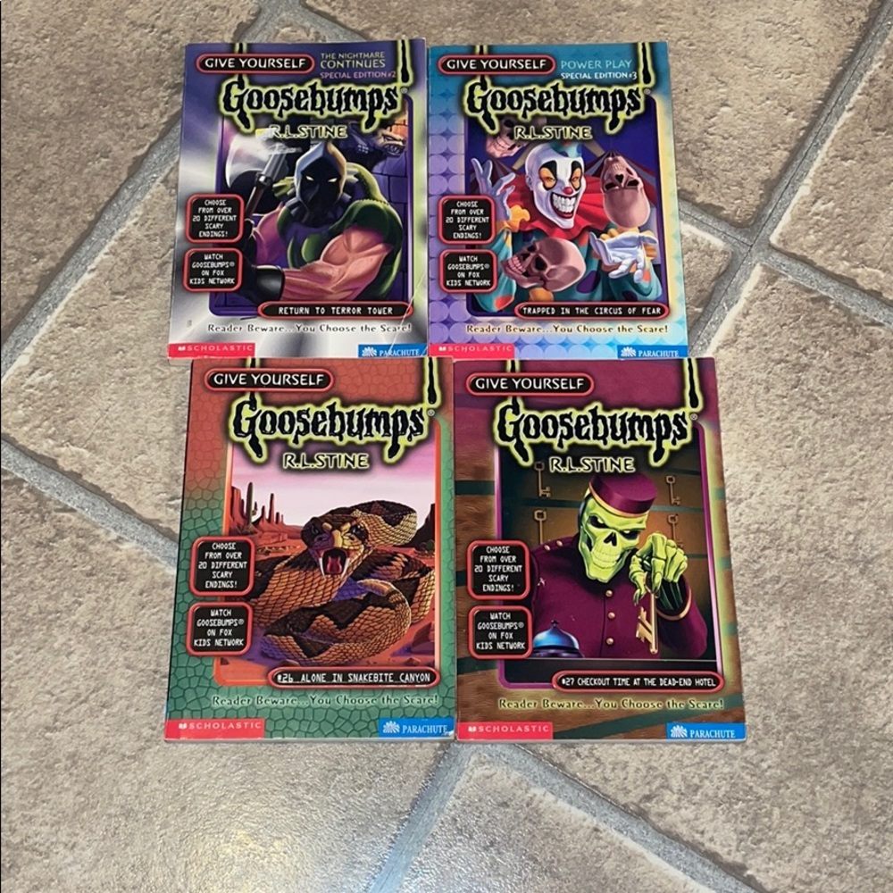 R.L. Stine Give Yourself Goosebumps 4 Books